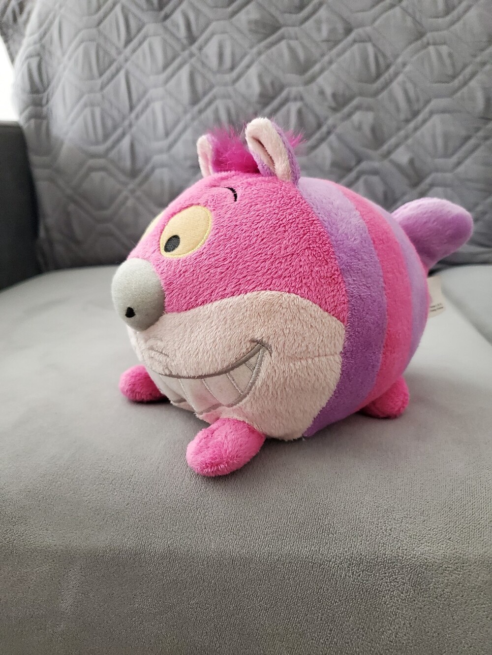 Disney Rock 'n Giggle Cheshire Cat plush | Alice in Wonderland | Works